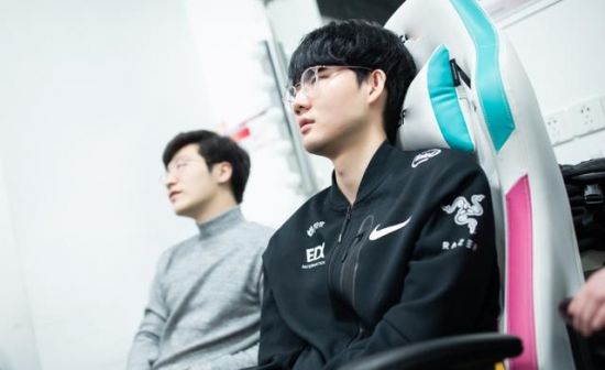 PUBG与布加迪合作推出豪华赛车体验